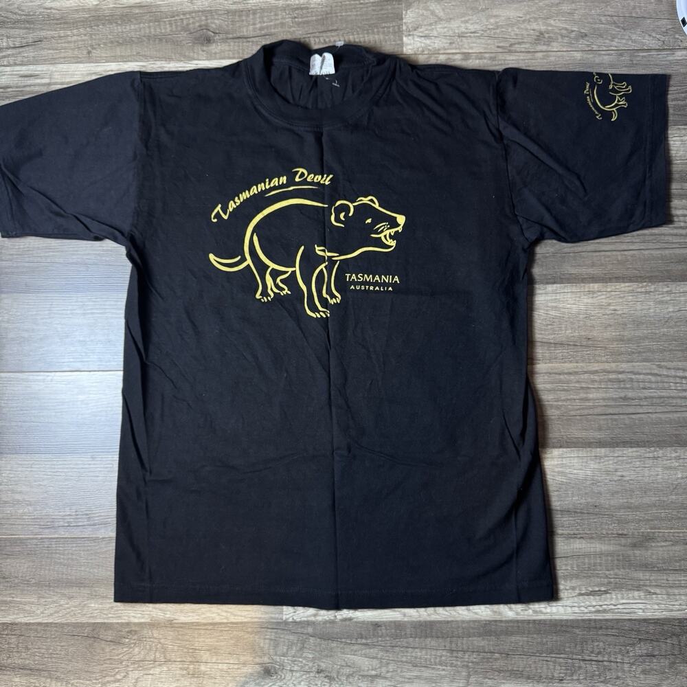 Y2K Tasmanian Devil T-Shirt Large Made in Australia Black Tourist Graphic Tee